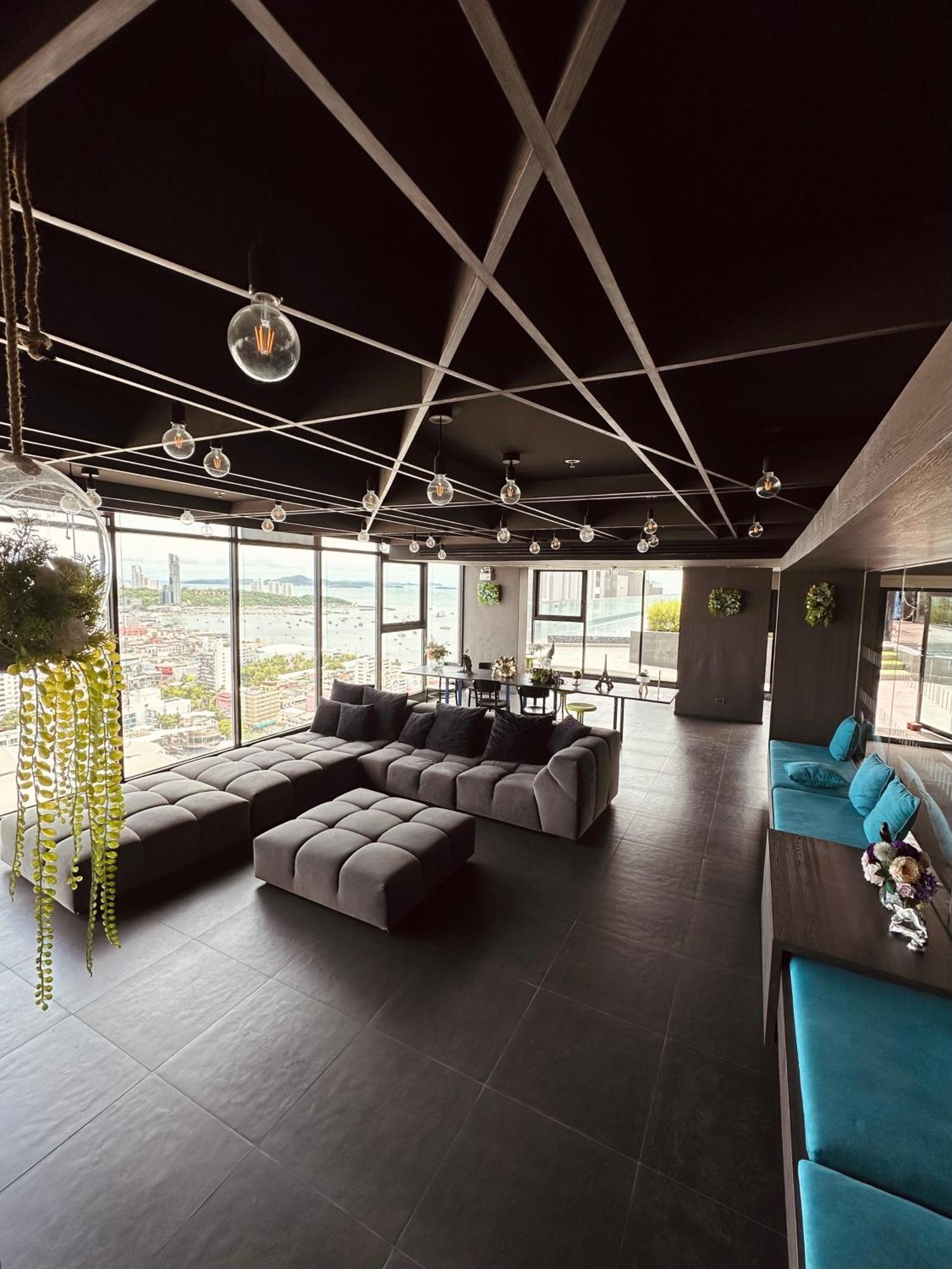 The Base Apartments At Central Pattaya Esterno foto